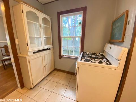 157 Pinehill Dr, Mobile, AL 36606 photo 13