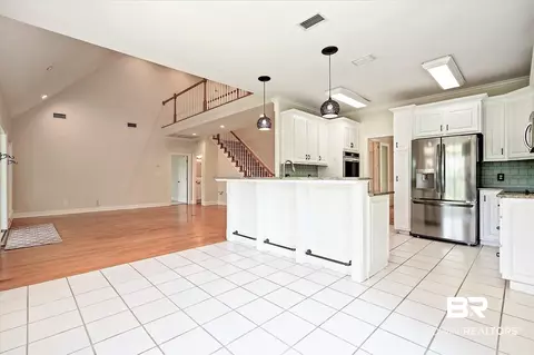 6070 S Riverchase Dr, Mobile, AL 36619 photo 11