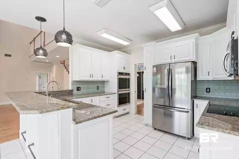 6070 S Riverchase Dr, Mobile, AL 36619 photo 12