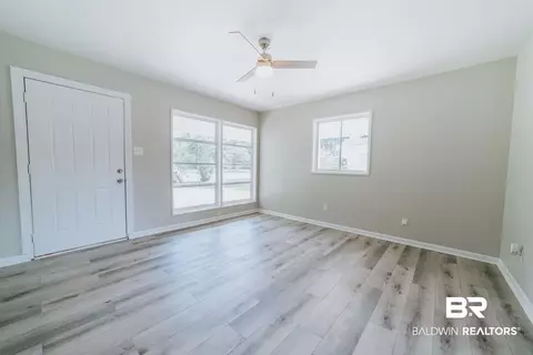 4151 Palmdale Dr, Mobile, AL 36609 photo 3