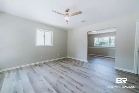 4151 Palmdale Dr, Mobile, AL 36609 photo 2