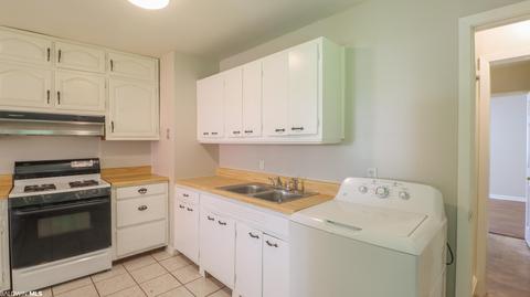 4107 Latimer Ln, Mobile, AL 36609 photo 6