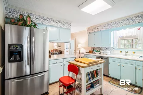 4250 S Spring Valley Dr, Mobile, AL 36693 photo 6