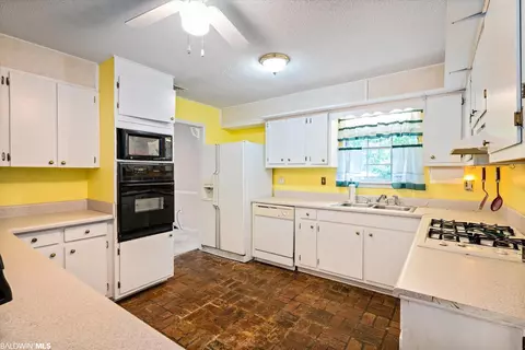 4937 Huron Rd, Mobile, AL 36619 photo 5