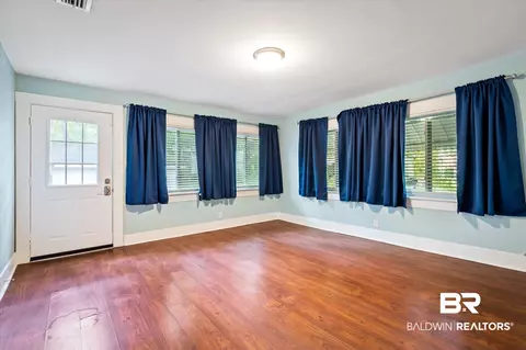 2561 Spring Hill Ave, Mobile, AL 36607 photo 10