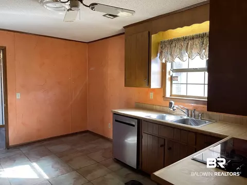 5841 Arthur Brown Rd, Mcdavid, FL 32568 photo 19