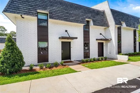 3655 Old Shell Rd #404, Mobile, AL 36608
