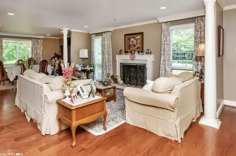2551 Macaria Dr, Mobile, AL 36607 photo 4
