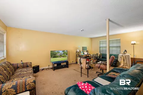 6400 Saint Thomas Ct, Mobile, AL 36618 photo 7