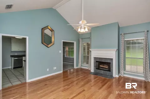 609 Highland Woods Dr, Mobile, AL 36608 photo 3