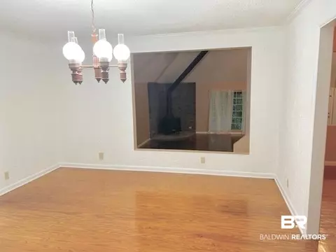 2502 Junius Ln, Mobile, AL 36618 photo 5