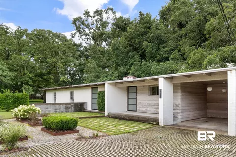 4581 Hawthorne Pl, Mobile, AL 36608 photo 2