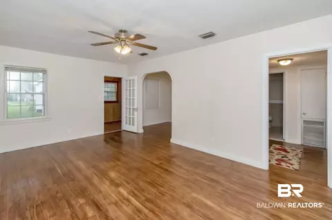 119 Carre Ave, Mobile, AL 36606 photo 3