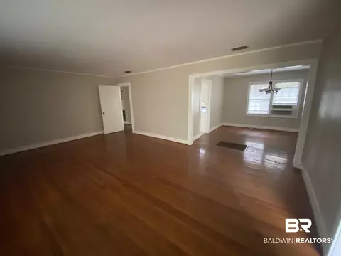 304 E Byron Ave, Mobile, AL 36609 photo 13