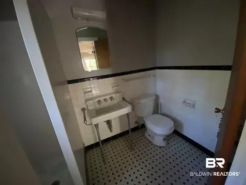 304 E Byron Ave, Mobile, AL 36609 photo 15