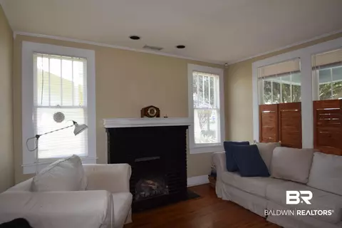 22 Mcphillips Ave, Mobile, AL 36604 photo 5
