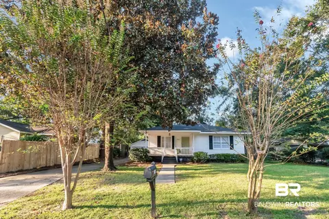 3154 Baronne St, Mobile, AL 36606 photo 2