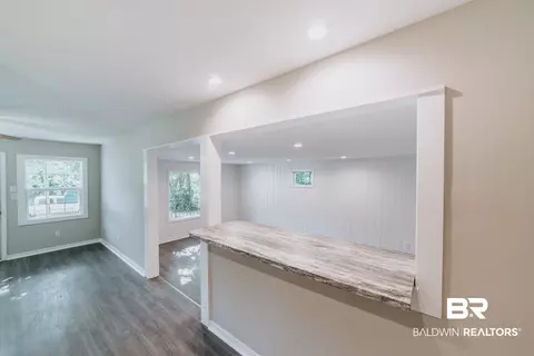 4924 Freeway Dr, Mobile, AL 36619 photo 6