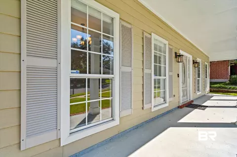 4366 N Monarch Dr, Mobile, AL 36609 photo 3