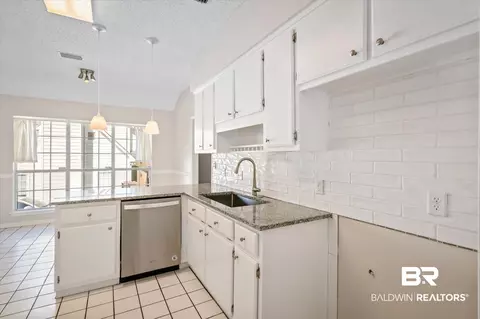 4366 N Monarch Dr, Mobile, AL 36609 photo 7