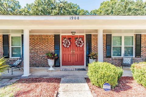 1908 Long Meadow Rd, Mobile, AL 36609 photo 1