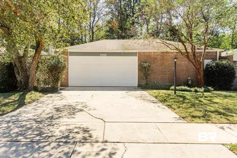 7055 Stonebridge Ct, Mobile, AL 36608 photo 1