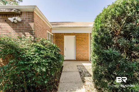 7055 Stonebridge Ct, Mobile, AL 36608 photo 4