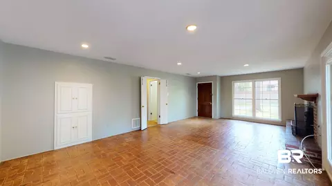 56 Croydon Rd, Mobile, AL 36608 photo 5