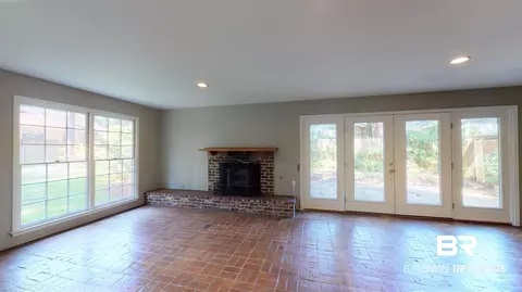 56 Croydon Rd, Mobile, AL 36608 photo 3