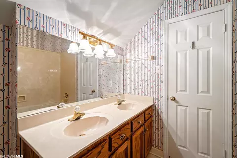 7230 Howells Ferry Rd, Mobile, AL 36618 photo 16