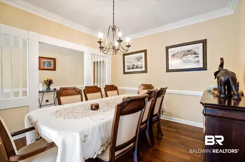 7230 Howells Ferry Rd, Mobile, AL 36618 photo 4