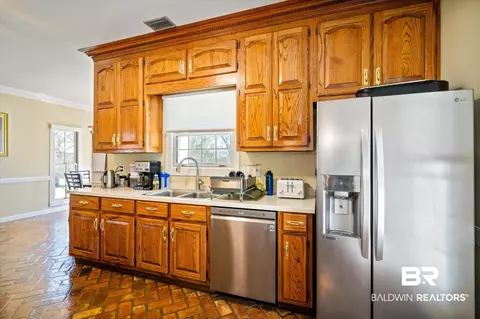 7230 Howells Ferry Rd, Mobile, AL 36618 photo 6