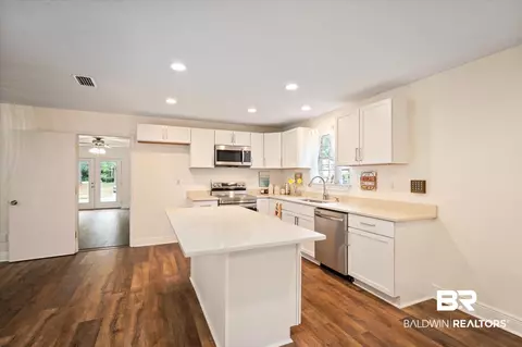 2933 Lloyds Ln, Mobile, AL 36693 photo 8