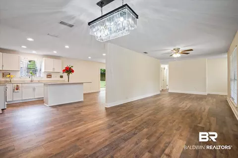 2933 Lloyds Ln, Mobile, AL 36693 photo 5