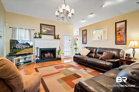 7155 Smithfield Rd, Mobile, AL 36695 photo 2