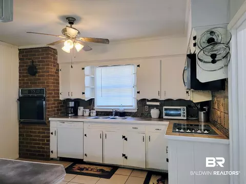 4361 E Montclair Cir, Mobile, AL 36693 photo 5