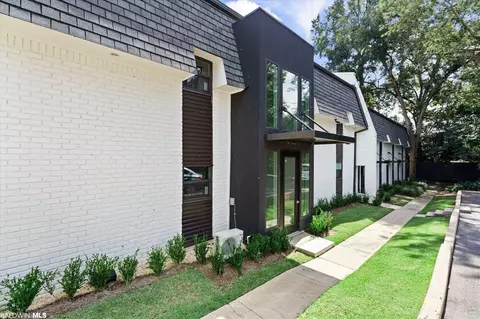3655 Old Shell Rd #311, Mobile, AL 36608 photo 1