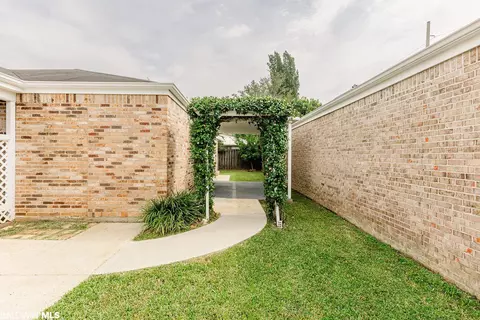 27 Hedgestone Ct, Mobile, AL 36608 photo 6