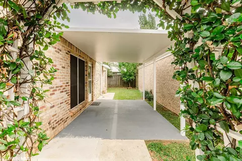 27 Hedgestone Ct, Mobile, AL 36608 photo 9