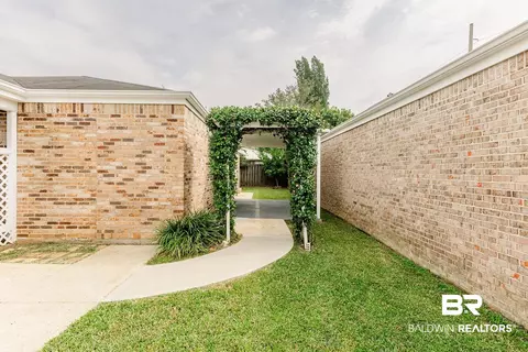 27 Hedgestone Ct, Mobile, AL 36608 photo 6
