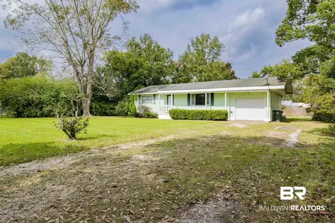 601 E Myrtle Ave, Foley, AL 36535 photo 2
