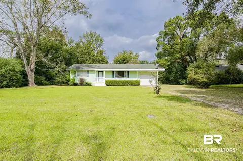 601 E Myrtle Ave, Foley, AL 36535 photo 1