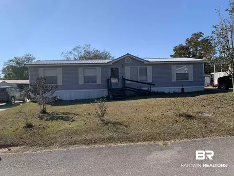 150 Blue Jay Ln, Robertsdale, AL 36567