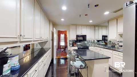 2404 Springhill Ave, Mobile, AL 36607 photo 13
