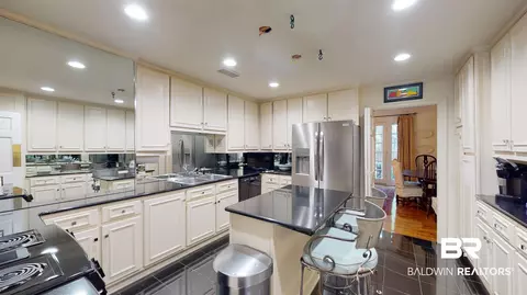 2404 Springhill Ave, Mobile, AL 36607 photo 14