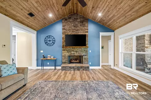 10777 Ski Chaste Ln, Axis, AL 36505 photo 12