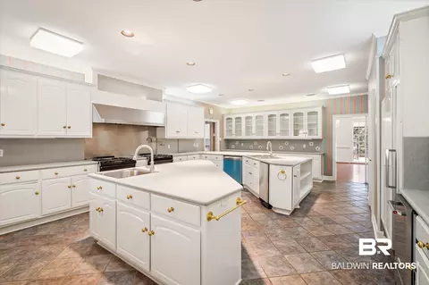 111 E Carmel Dr, Mobile, AL 36608 photo 11