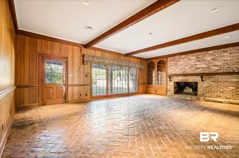111 E Carmel Dr, Mobile, AL 36608 photo 8