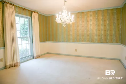 1282 Spring Valley Dr, Mobile, AL 36693 photo 3