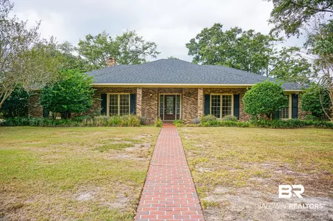 1282 Spring Valley Dr, Mobile, AL 36693 photo 1
